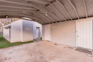 26612 Primrose Ct, Huntsville, TX 77320 - Photo 3