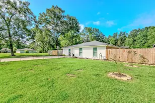 1570 Rebecca Pl, Vidor, TX 77662 - Photo 1