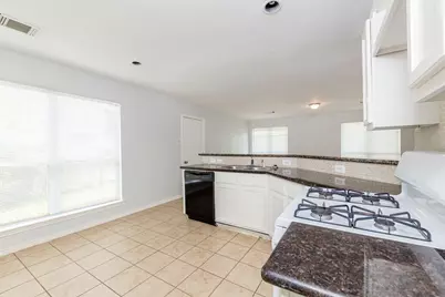 7615 Greenwood Point Drive, Cypress, TX 77433 - Photo 7