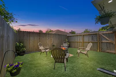 606 Walnut Street, Sweeny, TX 77480 - Photo 27