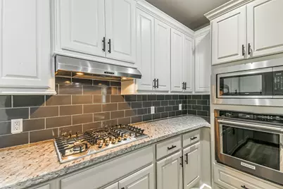 235 N Waterstone Drive, Montgomery, TX 77356 - Photo 11