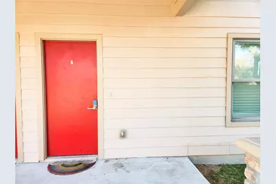 5910 Shelburne Street #A/B, Houston, TX 77396 - Photo 13