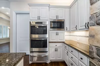 10726 Hilltop Harbor Way, Cypress, TX 77433 - Photo 9