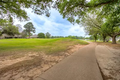 134 Waters Edge Circle, Huntsville, TX 77340 - Photo 5