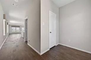 14432 Sugar Pines Dr, Conroe, TX 77302 - Photo 5