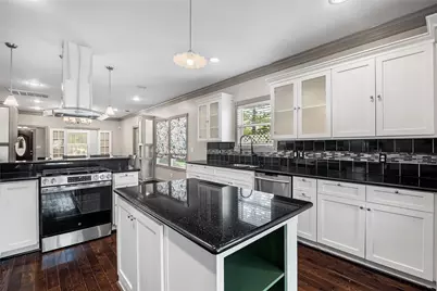 608 Jewett Street, Houston, TX 77009 - Photo 13