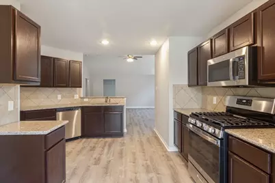 7211 Foxwood Mist Trail, Humble, TX 77338 - Photo 9