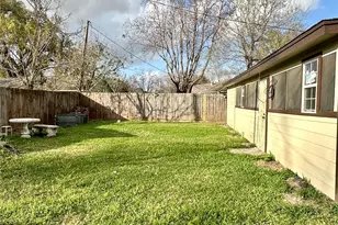 6608 Sherwood Dr, Houston, TX 77021 - Photo 13