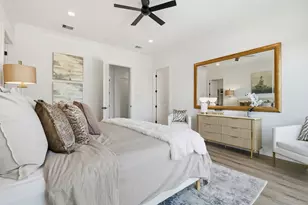 2111 Nantucket Dr, Houston, TX 77057 - Photo 13