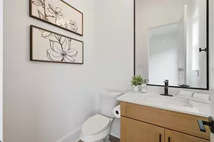2111 Nantucket Dr, Houston, TX 77057 - Photo 15