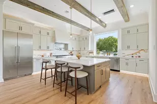 2111 Nantucket Dr, Houston, TX 77057 - Photo 11