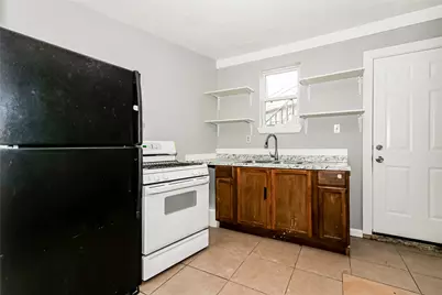 4610 Schroeder Street #2, Houston, TX 77011 - Photo 3