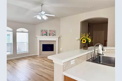 554 Ivy Cross Lane, Sugar Land, TX 77479 - Photo 9