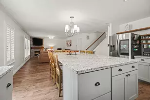 2890 Colony Cone Cir, Dickinson, TX 77539 - Photo 11