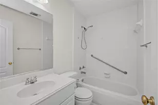 16 Treverstone Ct, Sugar Land, TX 77479 - Photo 37