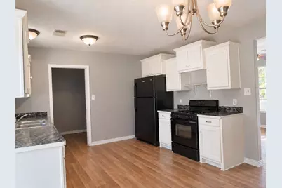 508 W 1st Street, Corrigan, TX 75939 - Photo 5