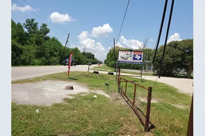 1635 W Cedar Bayou Lynchburg Road, Baytown, TX 77521 - Photo 11