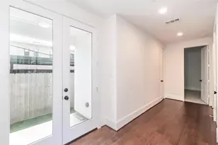 3821 N Braeswood Blvd, Houston, TX 77025 - Photo 3