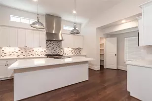 3821 N Braeswood Blvd, Houston, TX 77025 - Photo 1