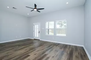 4337 Faulkner St, Houston, TX 77021 - Photo 9