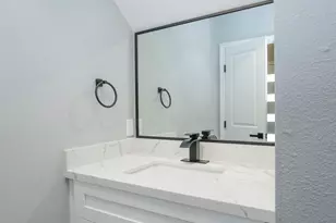 4337 Faulkner St, Houston, TX 77021 - Photo 13