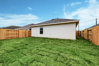 8907 Estes Lake Drive, Baytown, TX 77521 - Photo 15
