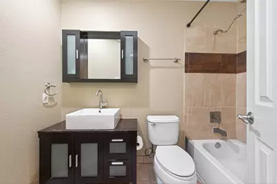 65 Scarlet Woods Court, The Woodlands, TX 77380 - Photo 15