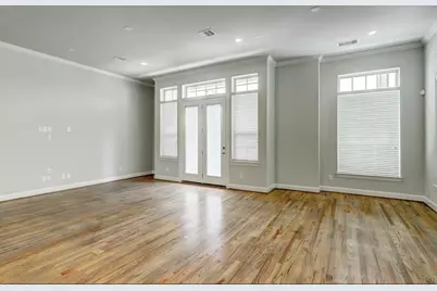 1040 W 26th Street #B, Houston, TX 77008 - Photo 7
