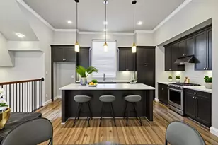 1040 W 26th St, Houston, TX 77008 - Photo 1