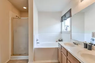5722 W Harrow Dr, Houston, TX 77084 - Photo 3
