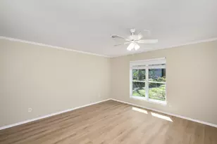 9515 Beverly Hill St, Houston, TX 77063 - Photo 25