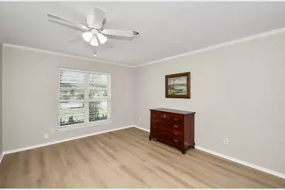9515 Beverlyhill Street, Houston, TX 77063 - Photo 23