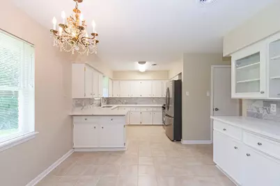 9515 Beverlyhill Street, Houston, TX 77063 - Photo 11
