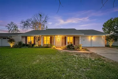 9515 Beverlyhill Street, Houston, TX 77063 - Photo 1