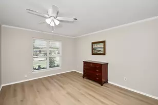 9515 Beverly Hill St, Houston, TX 77063 - Photo 21