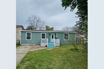 820 12th Avenue N Avenue N, Texas City, TX 77590 - Photo 1