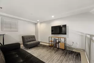 3311 Yupon St, Houston, TX 77006 - Photo 21