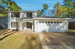 22 Cricket Hollow Pl, The Woodlands, TX 77381 - Photo 1