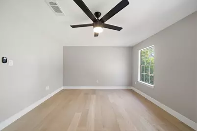 22 Cricket Hollow Place, The Woodlands, TX 77381 - Photo 13
