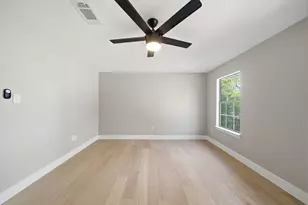 22 Cricket Hollow Pl, The Woodlands, TX 77381 - Photo 13