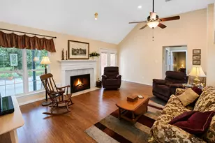 12311 Fisher Dr, Mont Belvieu, TX 77523 - Photo 7
