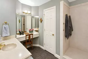 12311 Fisher Dr, Mont Belvieu, TX 77523 - Photo 11