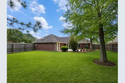 12311 Fisher Drive, Mont Belvieu, TX 77523 - Photo 33