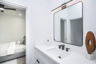 6533 Sealey St, Houston, TX 77091 - Photo 9