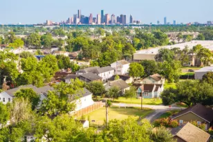 4420 Ashland St, Houston, TX 77018 - Photo 1