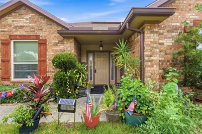 2610 18th Street N, Texas City, TX 77590 - Photo 3