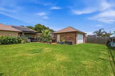 2610 18th Street N, Texas City, TX 77590 - Photo 25