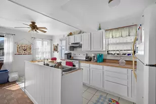 13822 San Domingo Dr, Galveston, TX 77554 - Photo 7