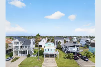 13822 San Domingo Drive, Galveston, TX 77554 - Photo 5