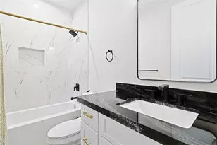 730 E 33rd St, Houston, TX 77022 - Photo 23